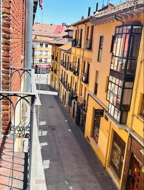 Arquitecto De La Vida- Plaza Mayor León Exteriör bild